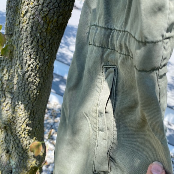 Vest Jacket - Picture 4 of 4